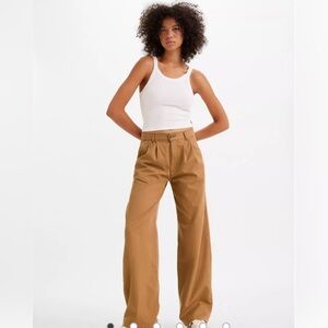 Levi’s High Rise Pleated Baggy Trouser Pants Foxtrot - Brown Size 28 x 32